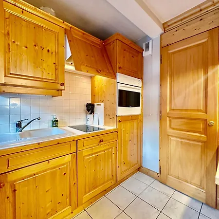 公寓 New! Charming 2-bedroom Close To Lifts 谷雪维尔