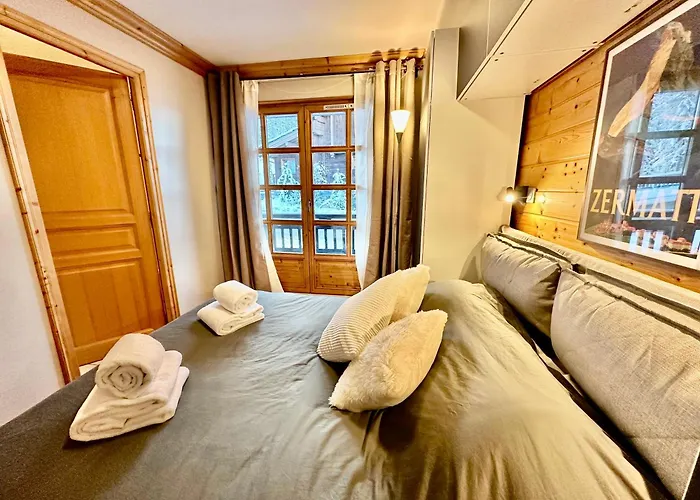 New! Charming 2-bedroom Close To Lifts Daire *