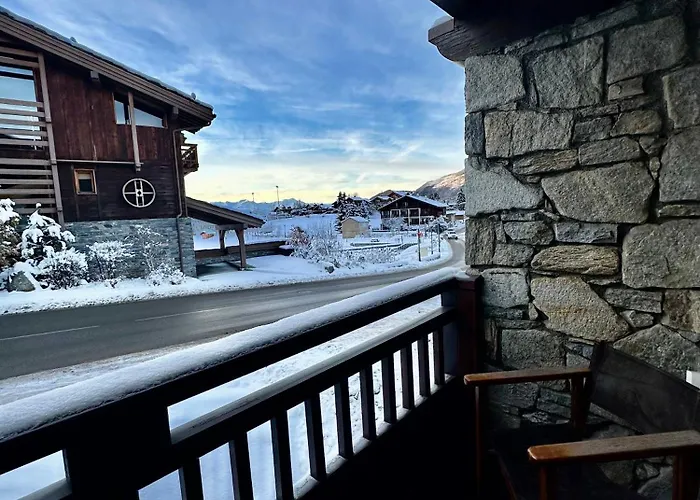 Daire New! Charming 2-bedroom Close To Lifts Courchevel